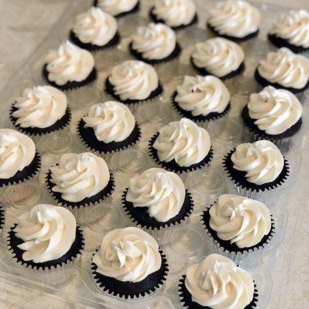 Chocolate cupcakes with vanilla buttercream